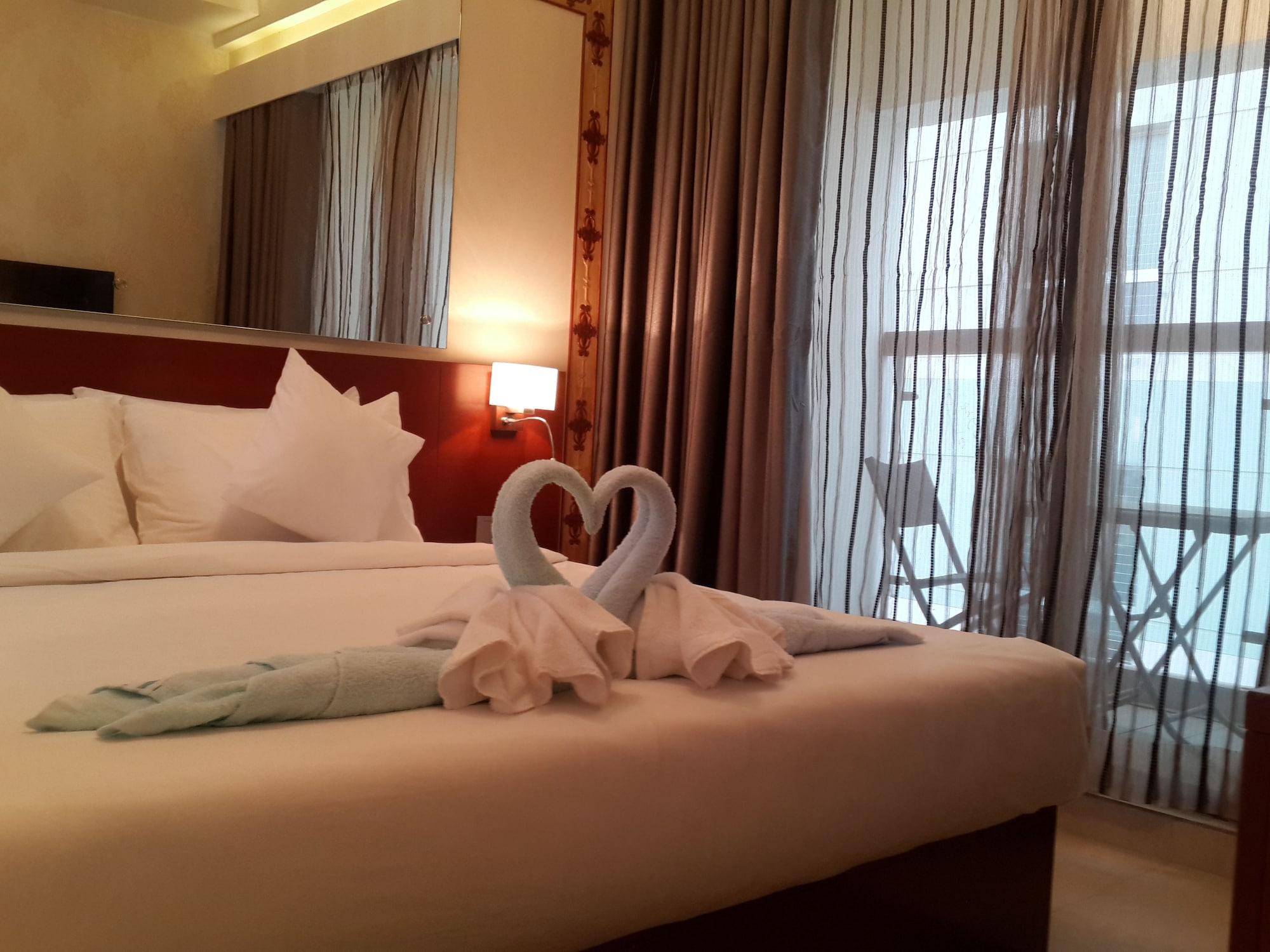 Coventina Lake Suites Dhaka Exteriör bild